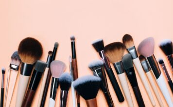What Are the Best Makeup Brushes of 2022?