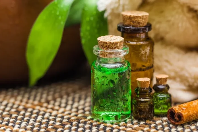 Tea tree oil, natural remedy for lice: Mechanism of action explained.