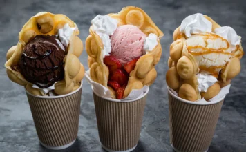 Delicious bubble waffle recipe with golden crispy bubbles served hot on a plate.