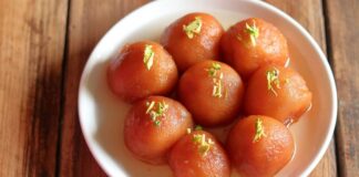 Bread Gulab Jamun: Quick and Easy Recipe for Delicious Indian Dessert